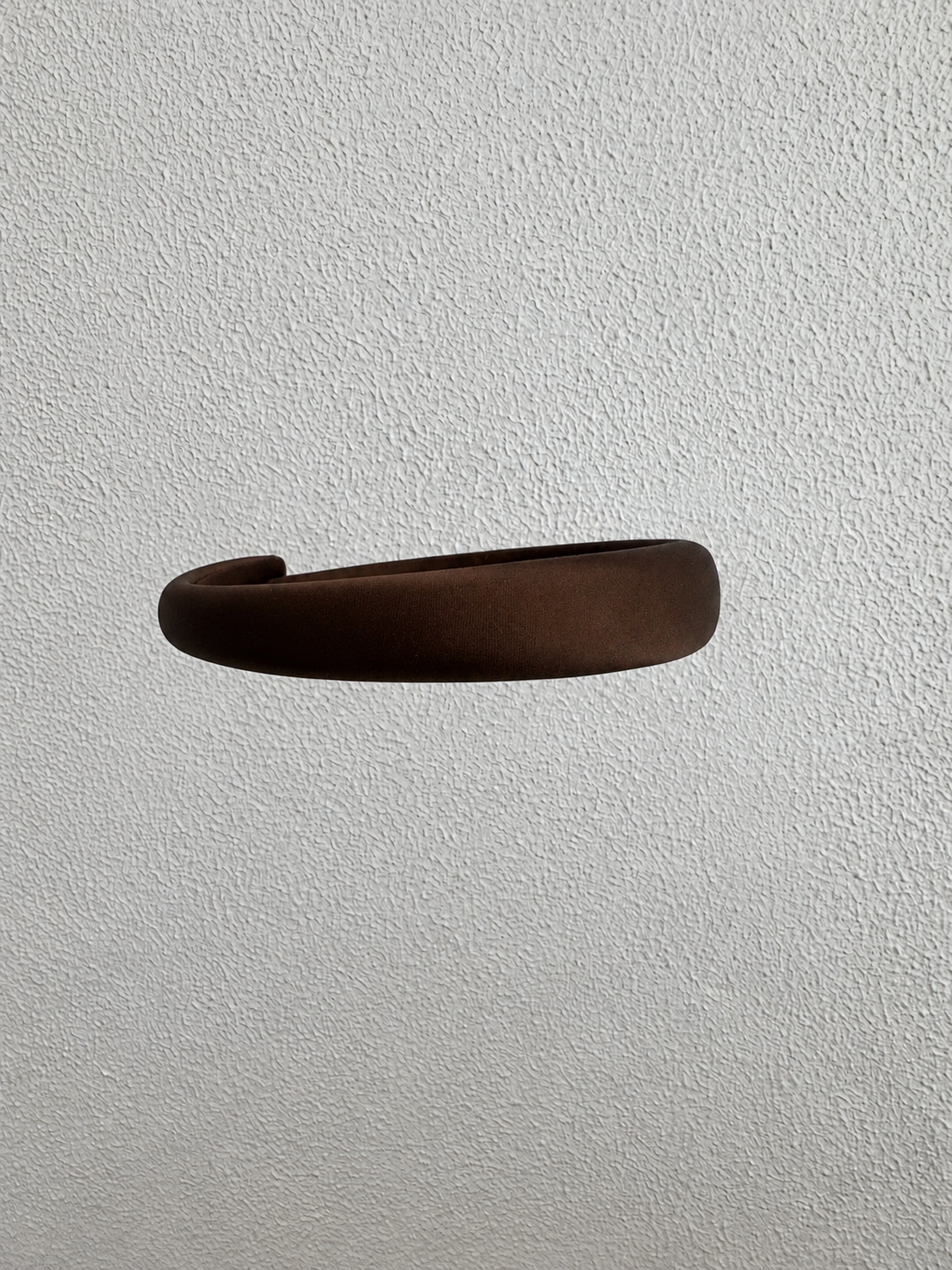 Juliana Marcs satin padded headband in chocolate